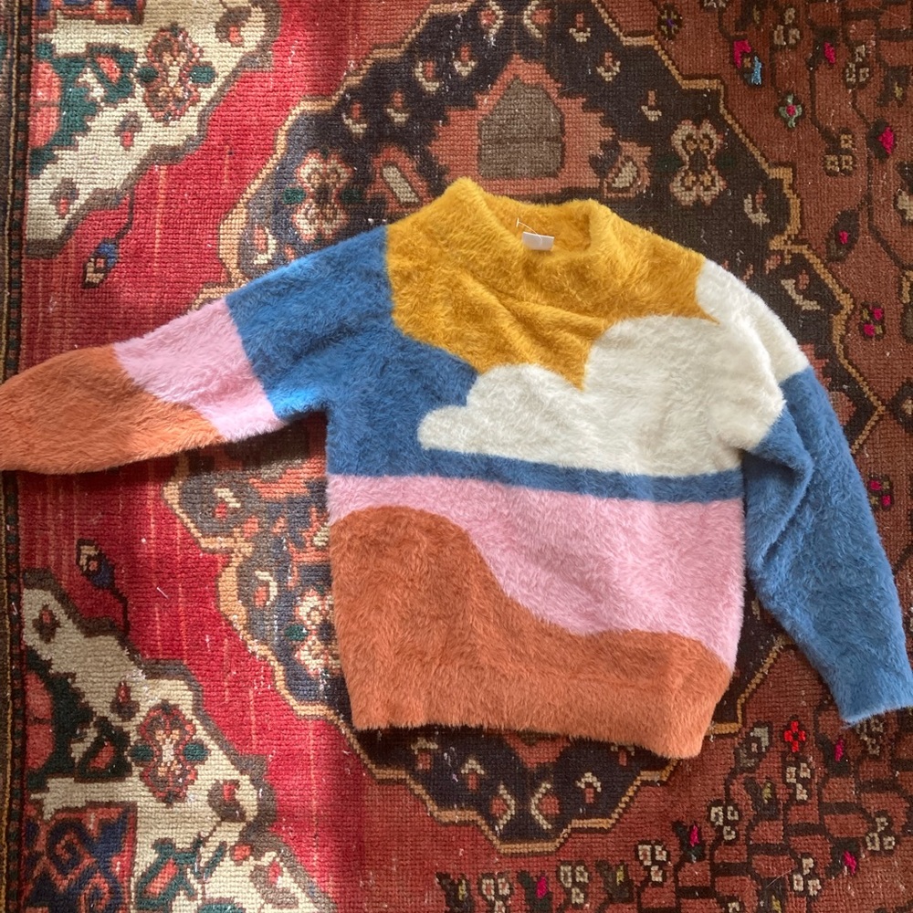 Hanna Andersson fuzzy cloud pullover sweater.
